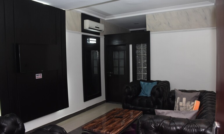 Ambassadorial Suite